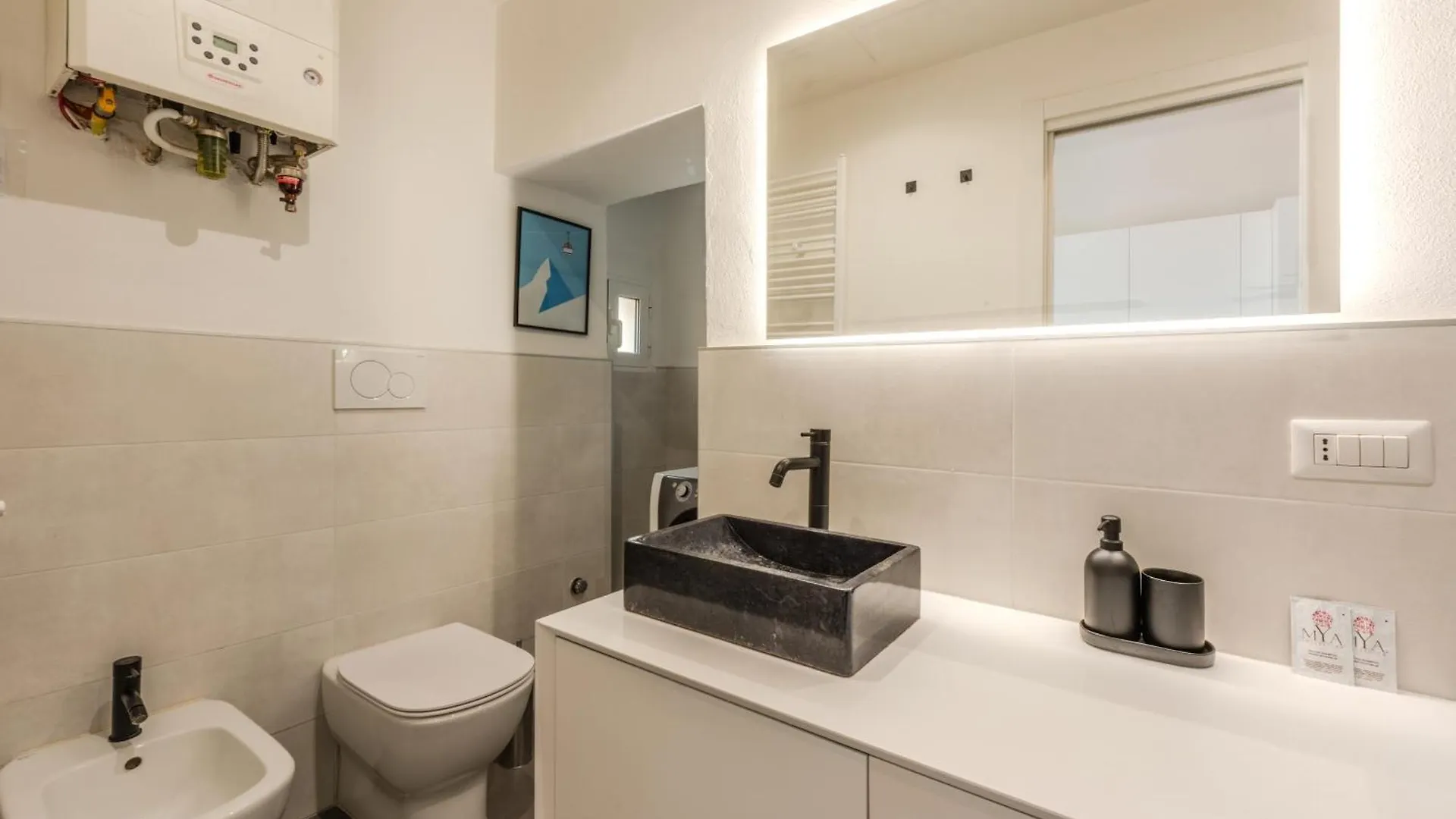 Moscova Elegant Apartment Milan